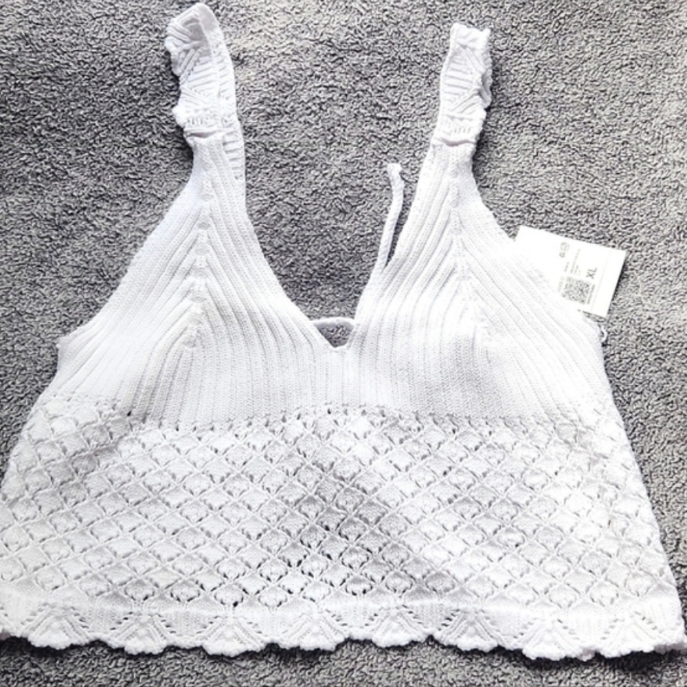 Forever21 Women's Summer, Vacation, Beach Pool, White Crotchet with Back Tie Top - Picture 6 of 6